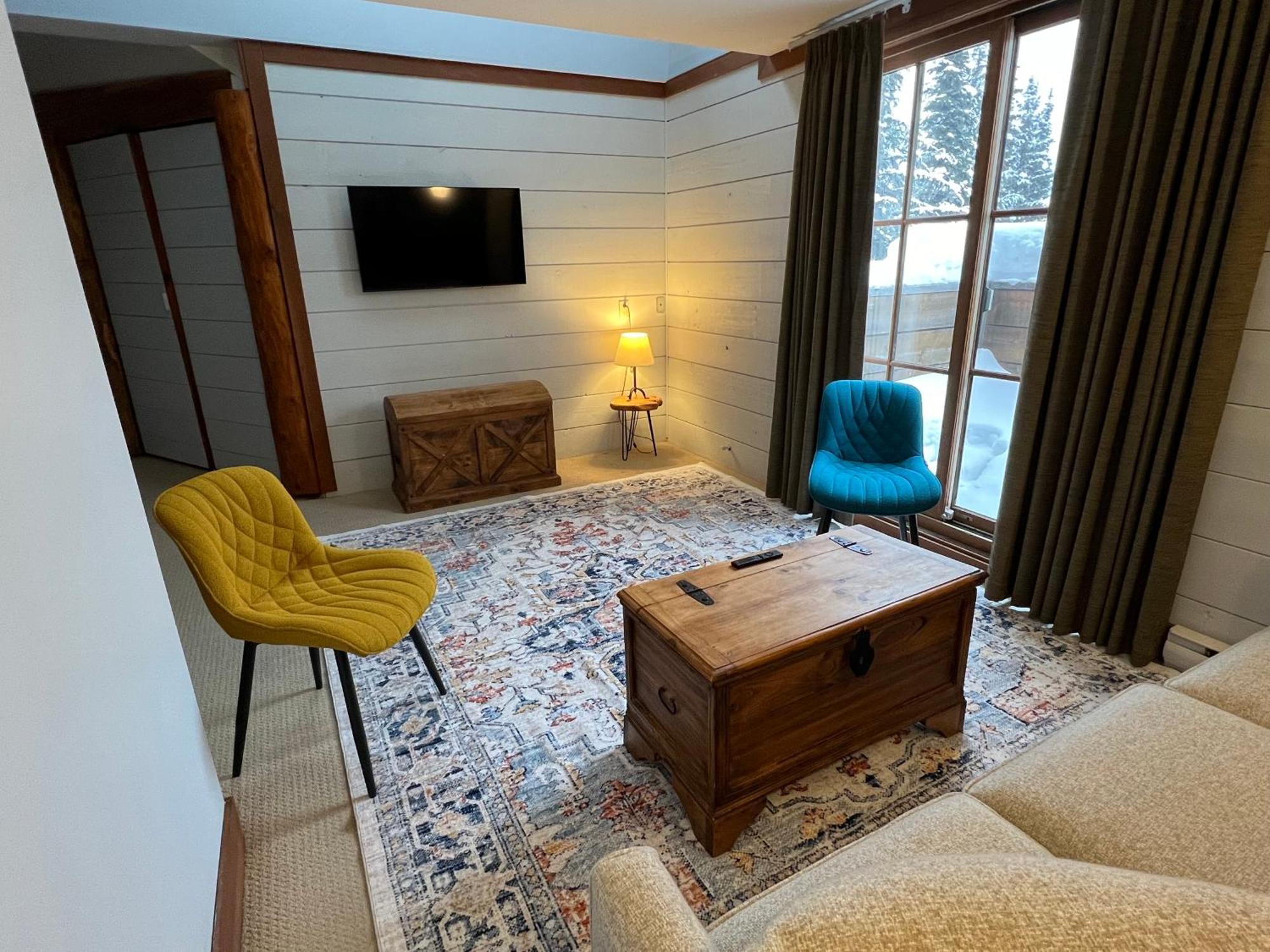 גולדן Winston Lodge מראה חיצוני תמונה